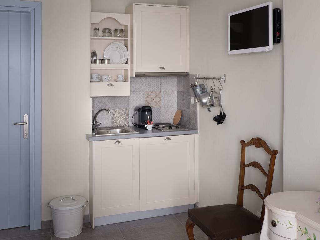 ドヌサ Makaresアパートホテル 部屋 写真